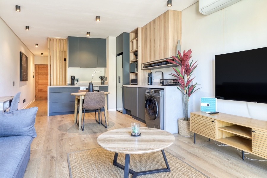 1 Bedroom Property for Sale in Green Point Western Cape
